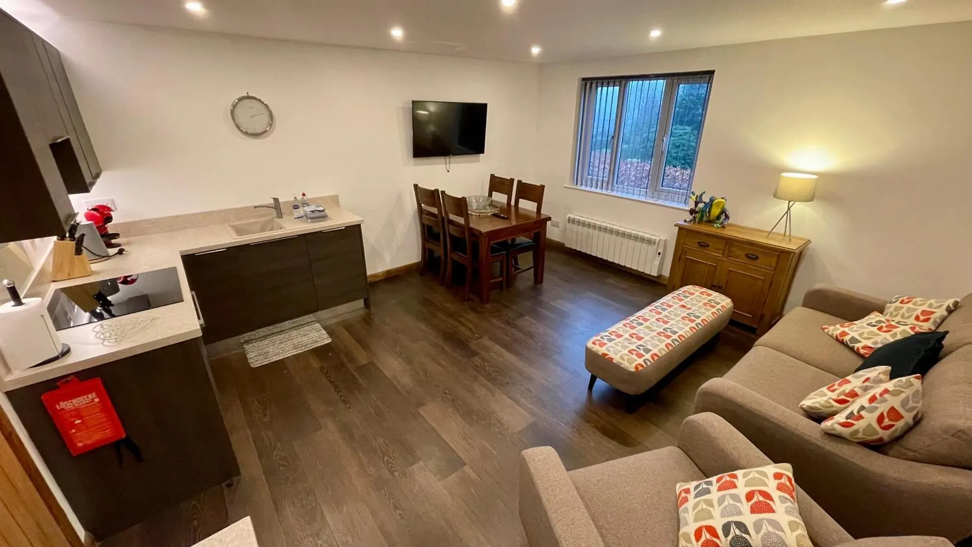 Apartment Modern Flat - Free Parking Bowness-on-Windermere