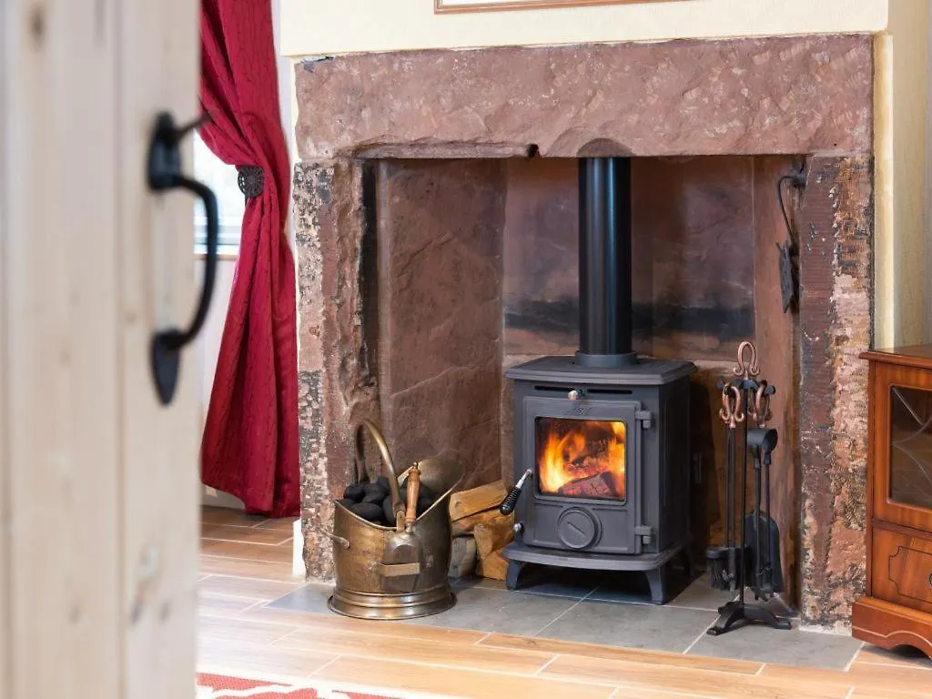Holiday home 2 Bed In Cumbria Sz214 *