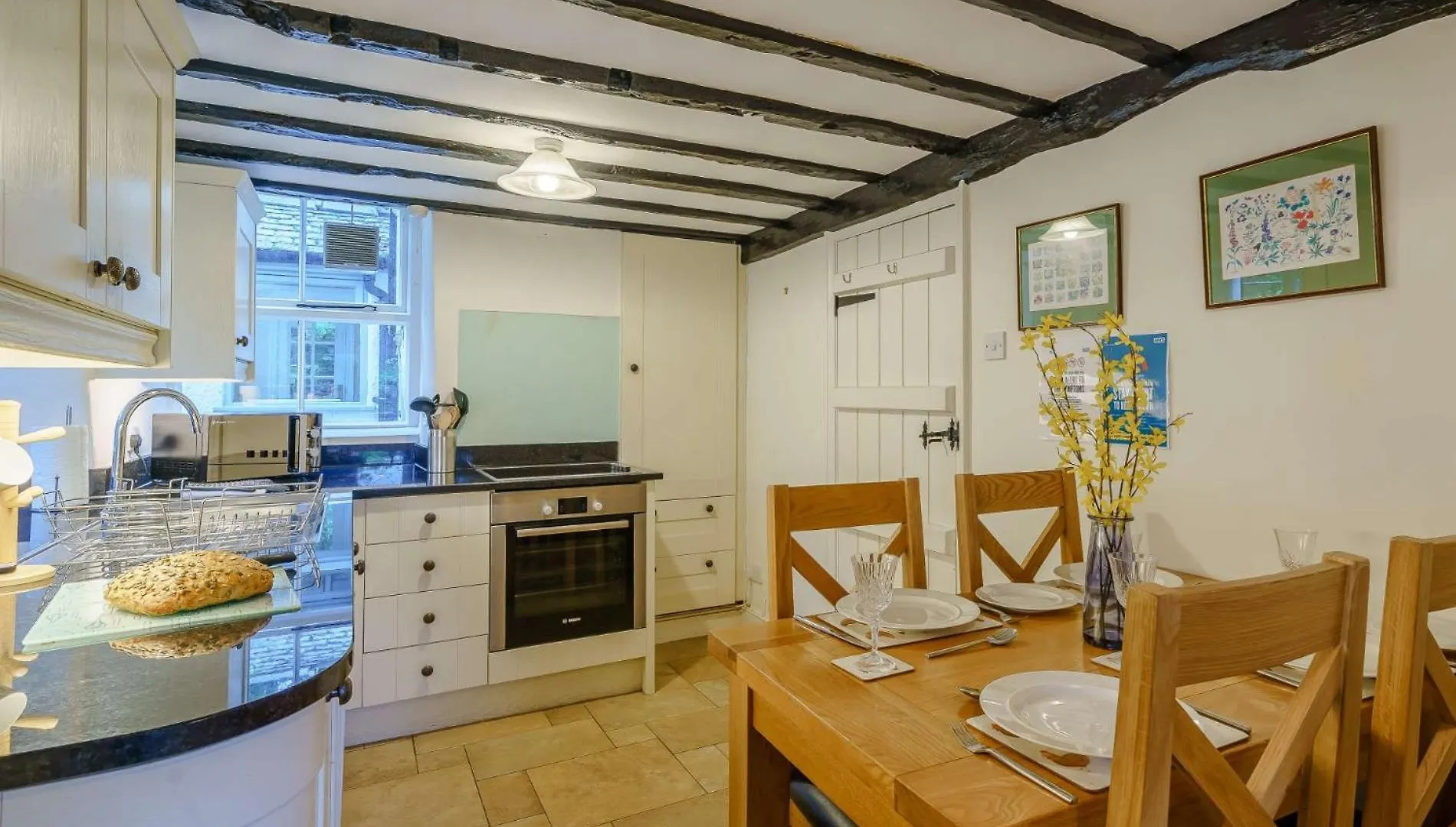 2 Bed In Village Llh35 *