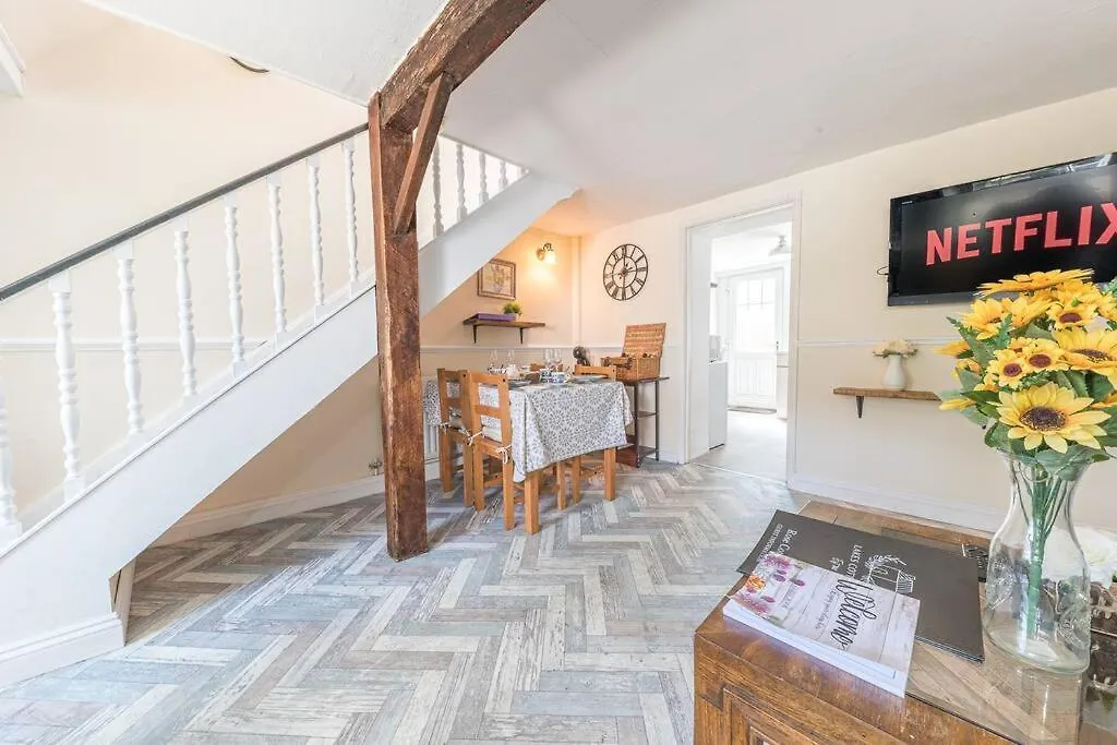 Charming Cottage, District Holiday home Little Broughton