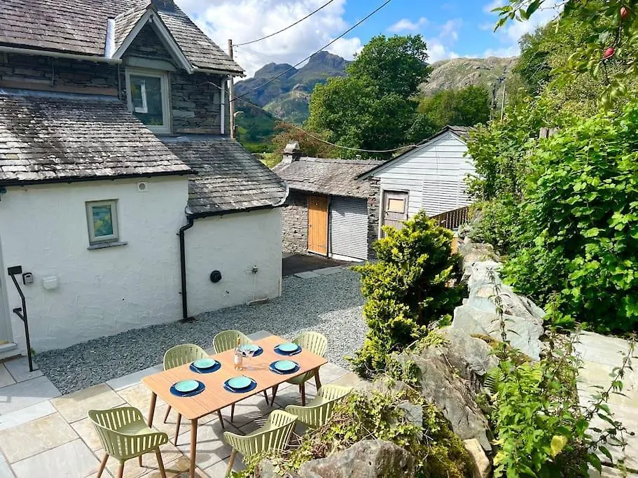 Langdale Boulders, Ambleside, Fantastic Views Chapel Stile