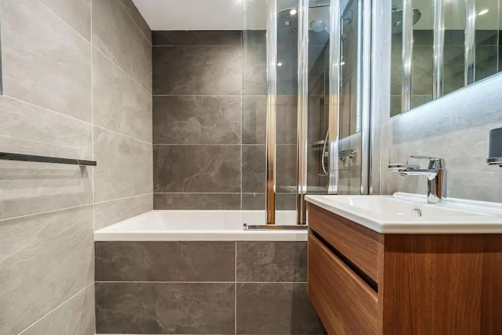 Modern Flat - Free Parking Bowness-on-Windermere