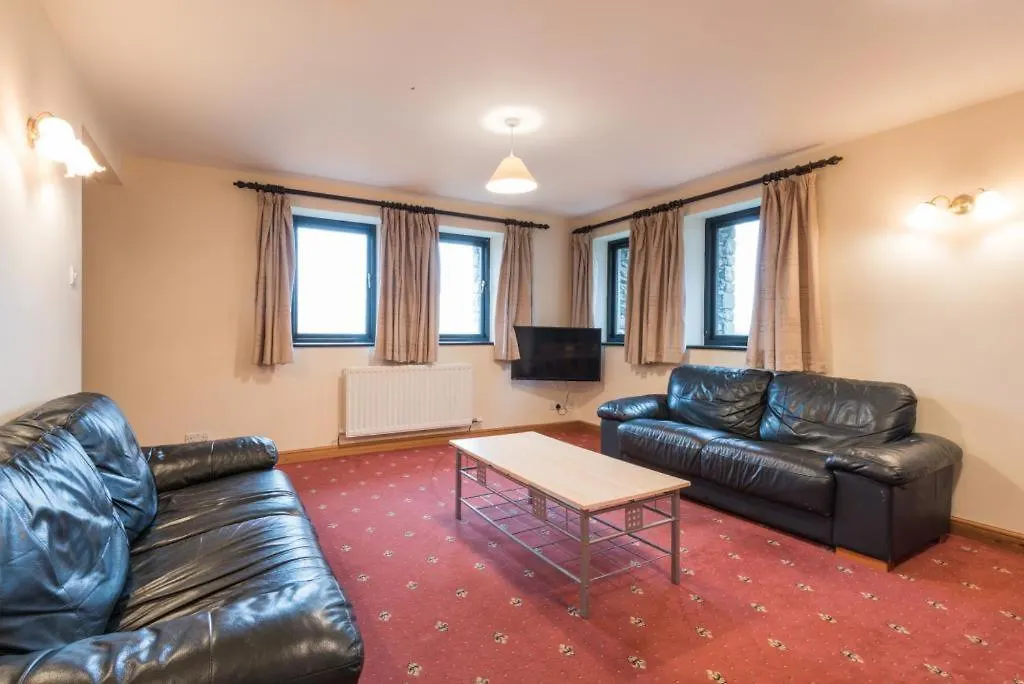 3 Bed In Sz433 *