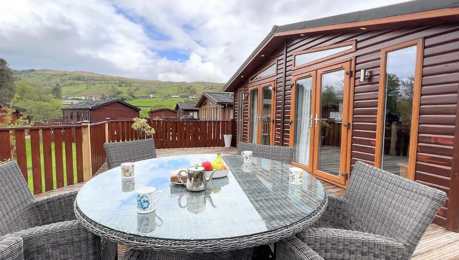 3 Bed In Windermere 90476 *