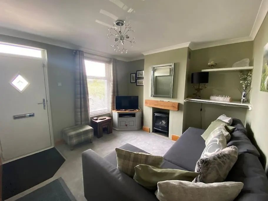 Outskirts Of Ulverston, Entire Cottage - Sleeps 4 Ulverston