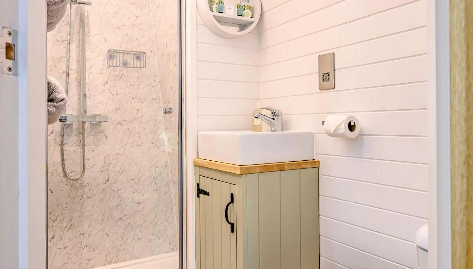 1 Bed In Ennerdale Bridge 88672 Holiday home Frizington