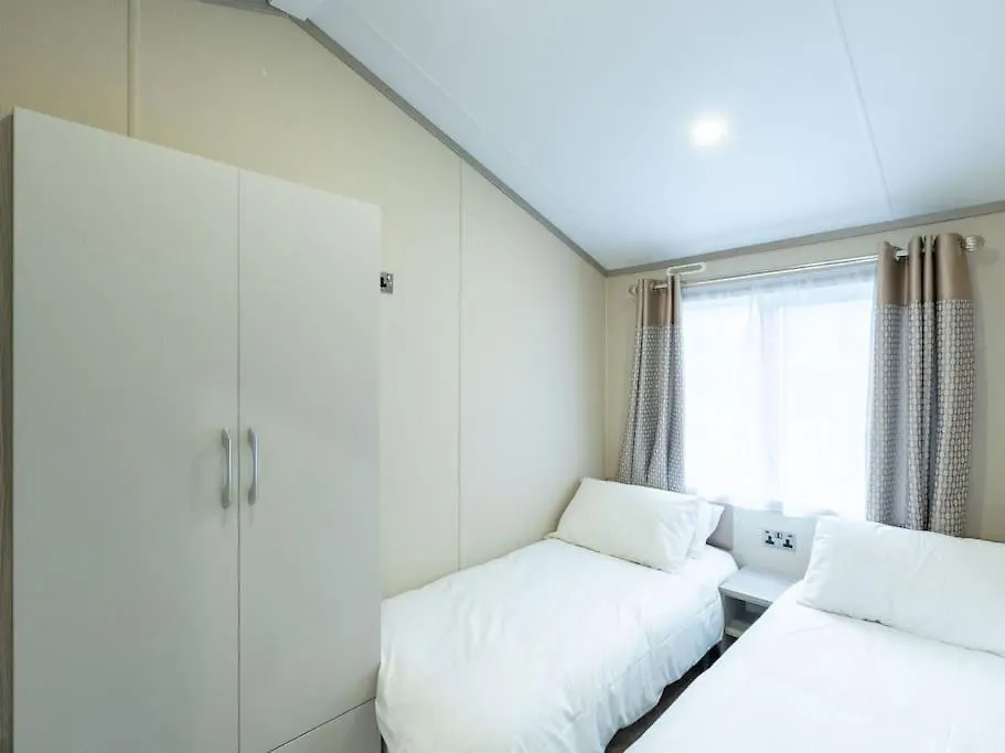Windermere Lodge شقة *
