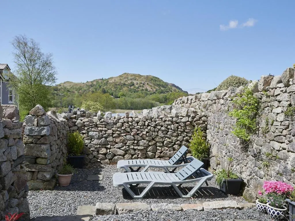 1 Bed In Eskdale Sz471 *