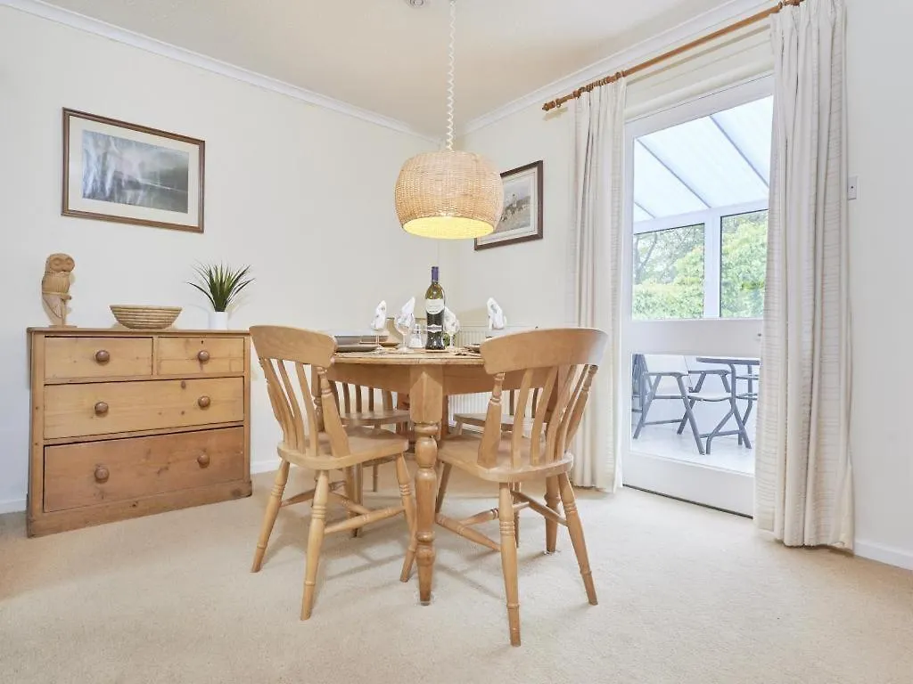 2 Bed In Keswick Sz188 *