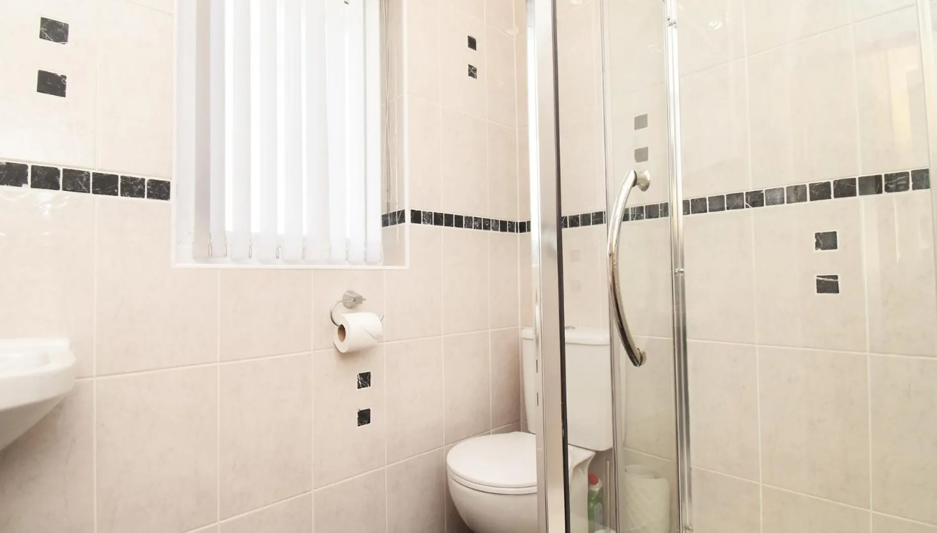 2 Bed In Staveley Sz439