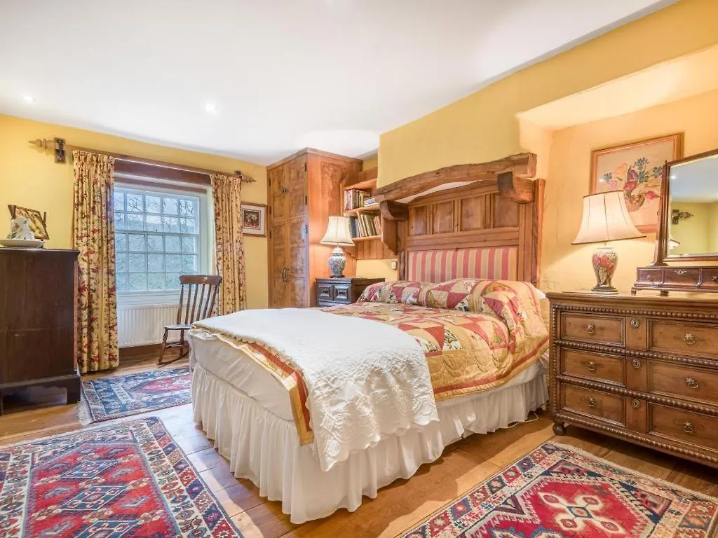 5 Bed In Sz259 Eskdale