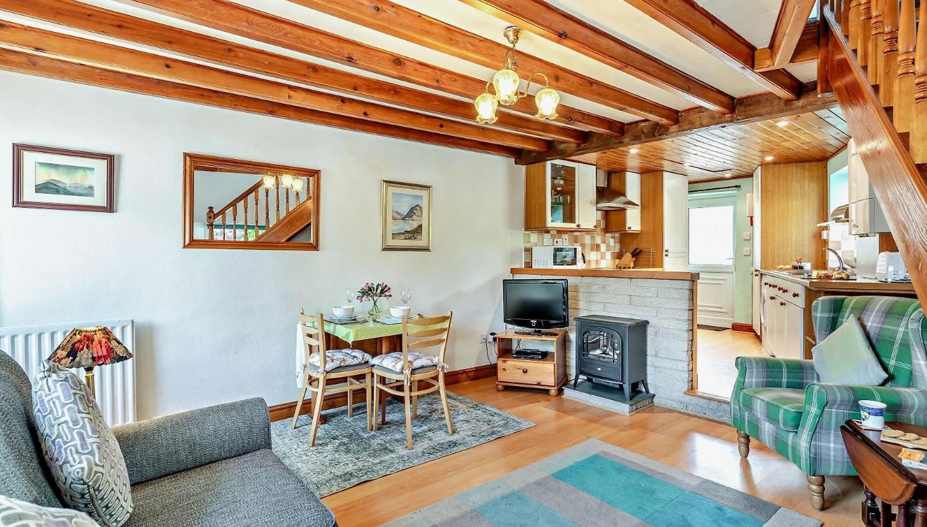 2 Bed In Sz145 Holiday home