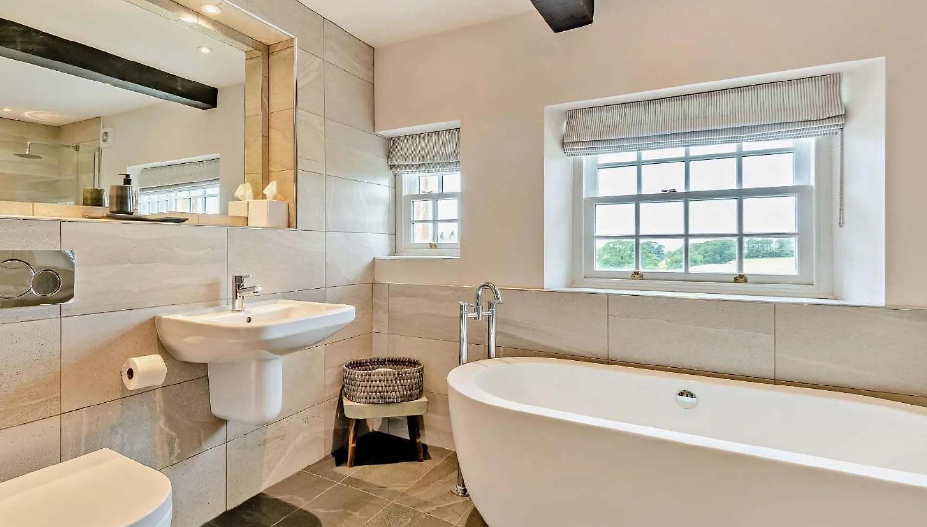 5 Bed In Eden Valley Sz111 *