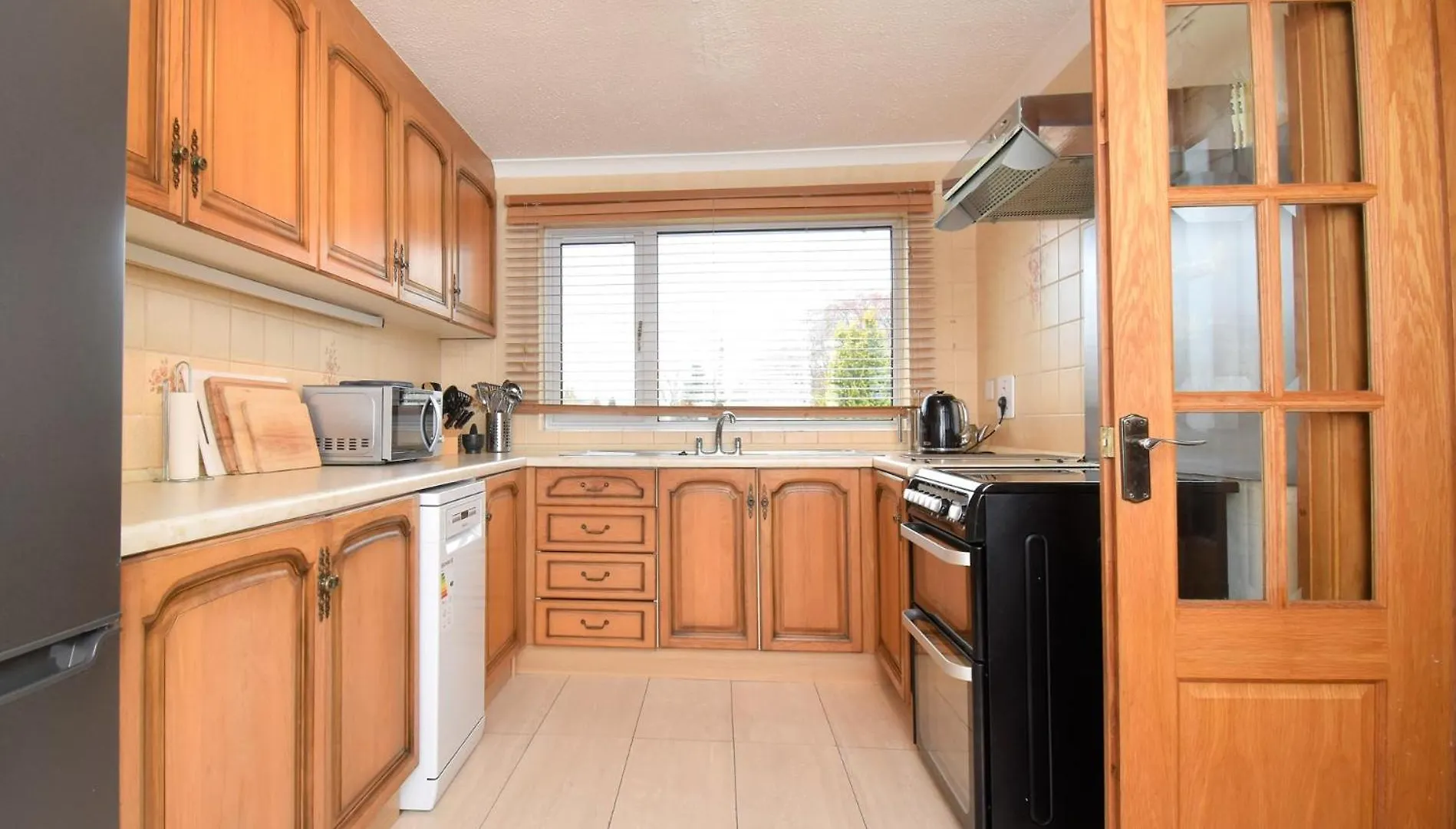 4 Bed In Sz103