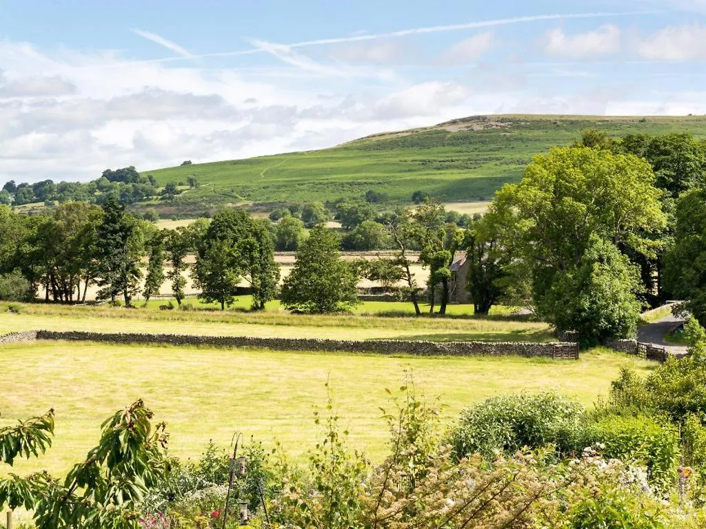 2 Bed In Bampton Sz271 Holiday home