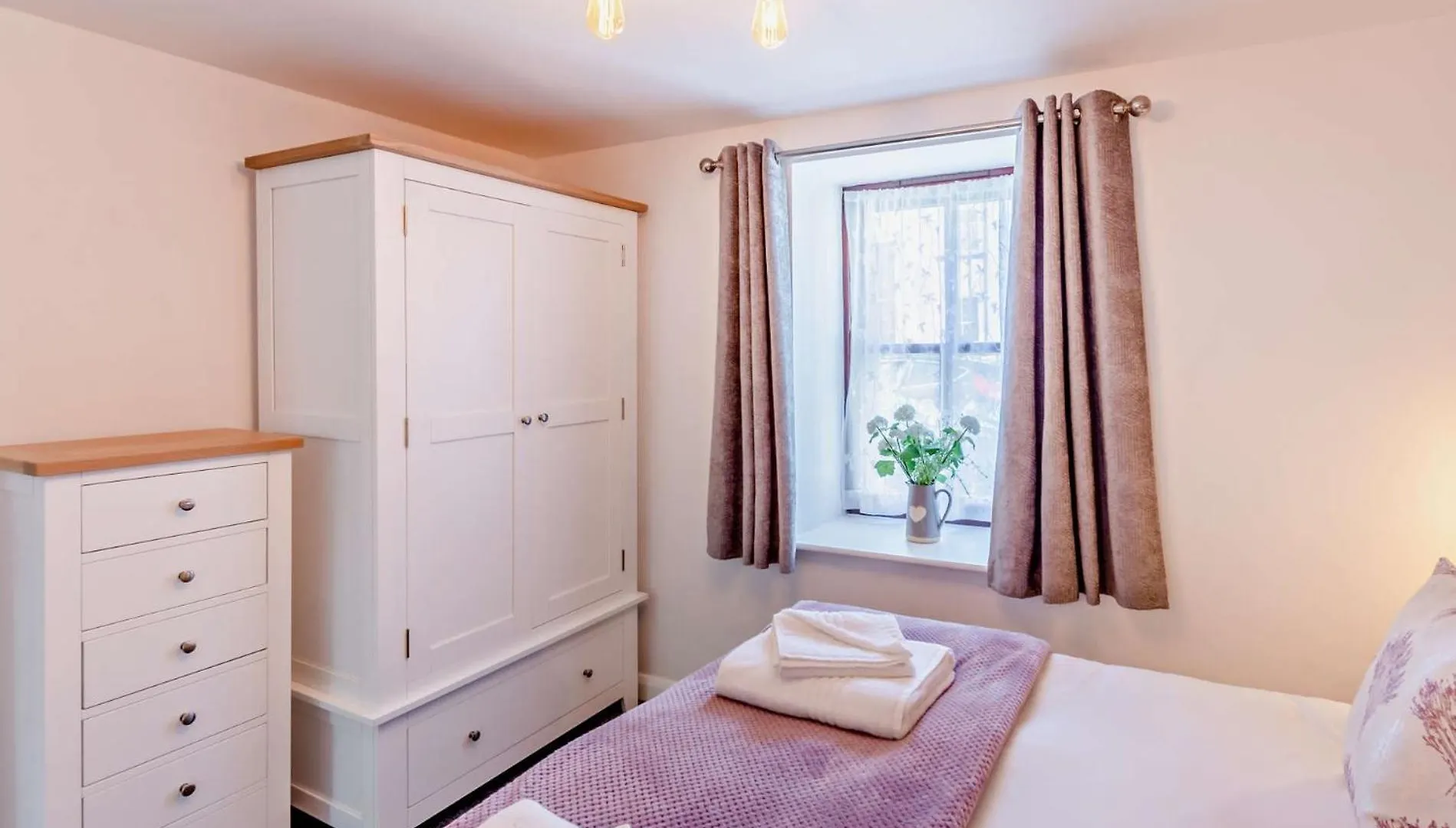 2 Bed In Keswick Sz449 Сasa de vacaciones *