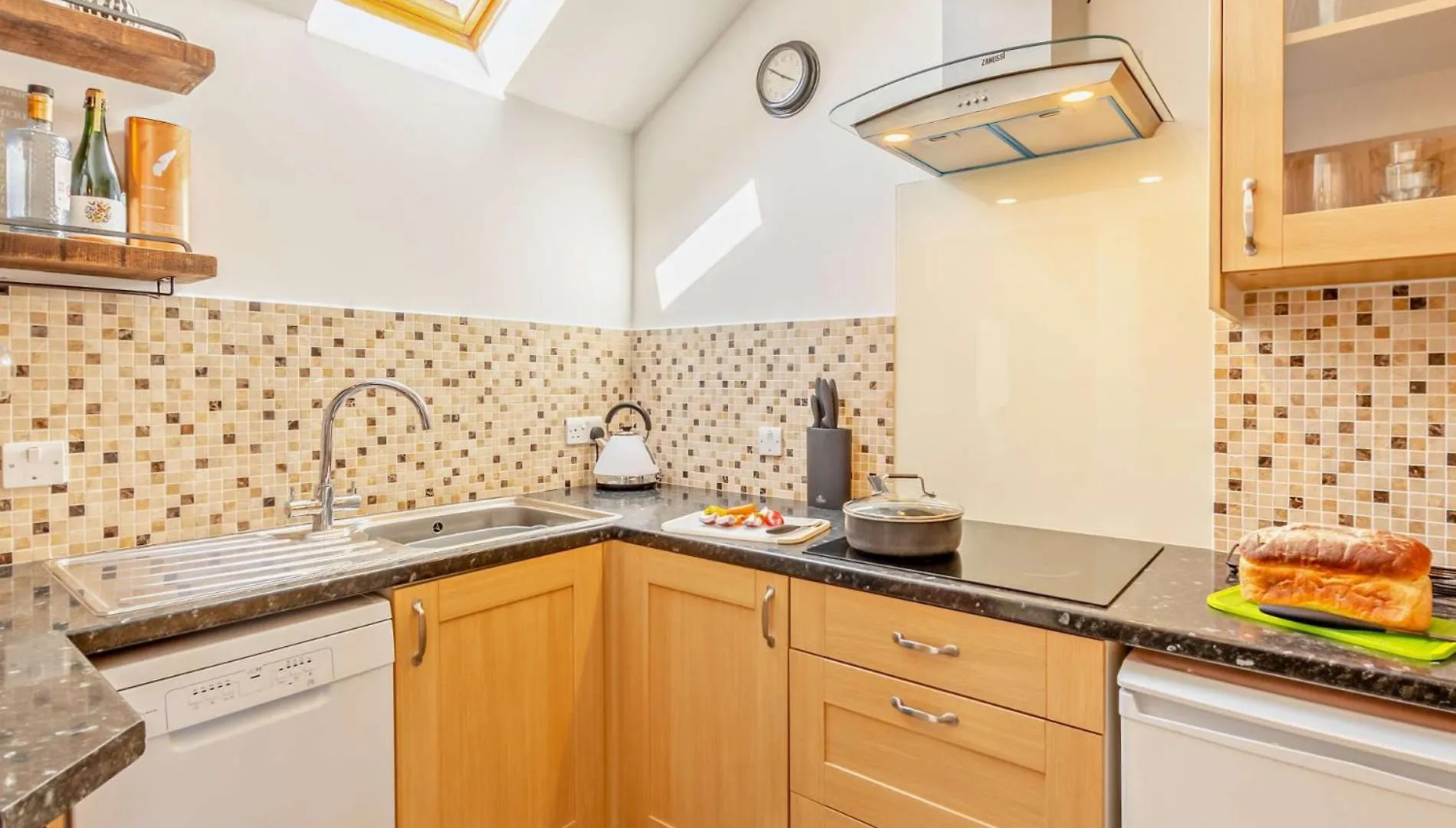 2 Bed In Keswick Sz449