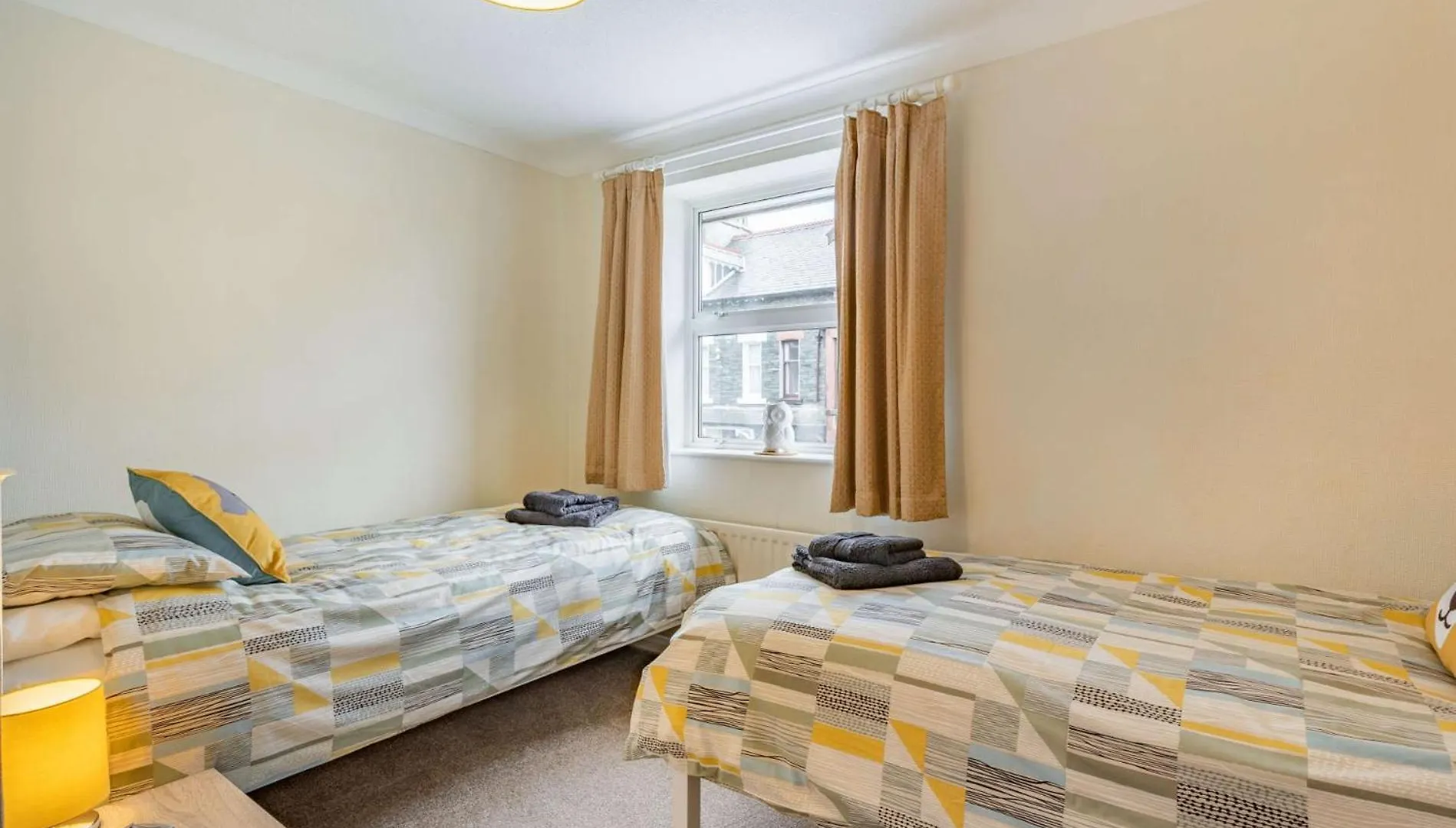 2 Bed In Keswick Sz462 *