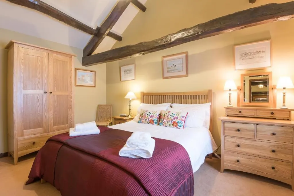 3 Bed In Borrowdale Sz465 *