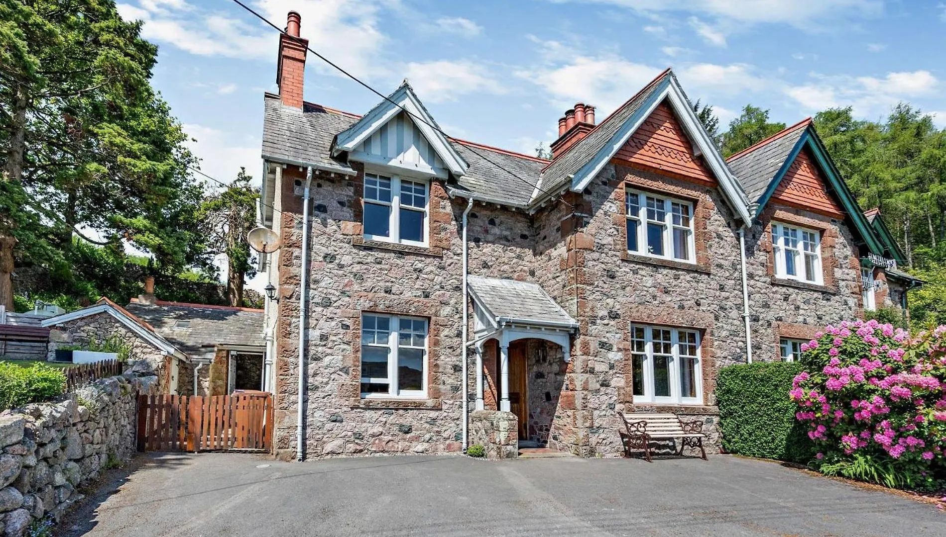 3 Bed In Eskdale Sz414
