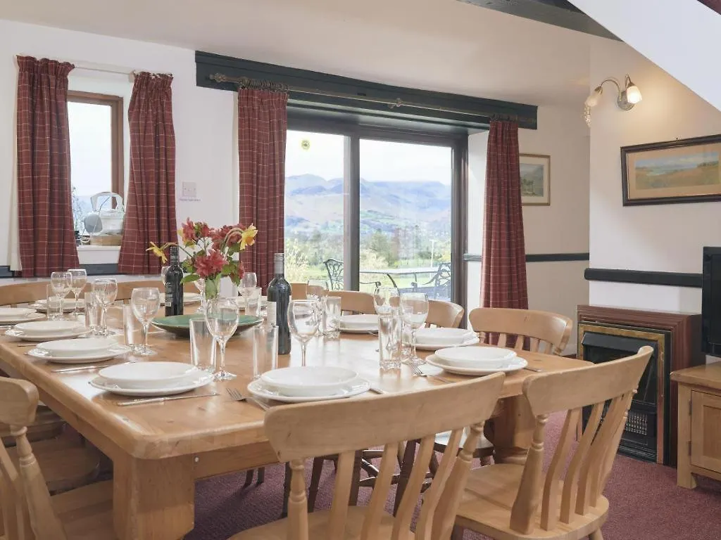 8 Bed In Sz373 Applethwaite