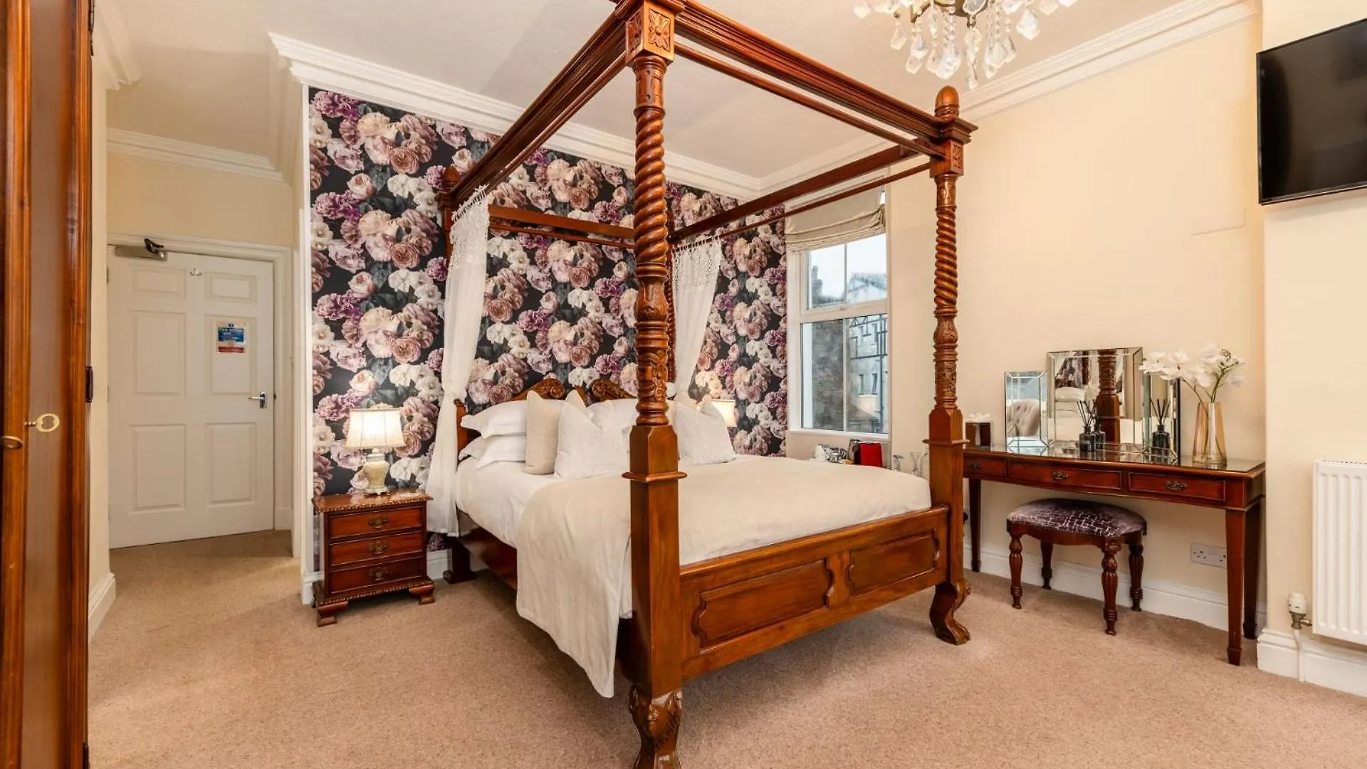 Wheatlands Lodge-windermere - Of The Year 2024 - Adult Only - Free Car Park Gasthof