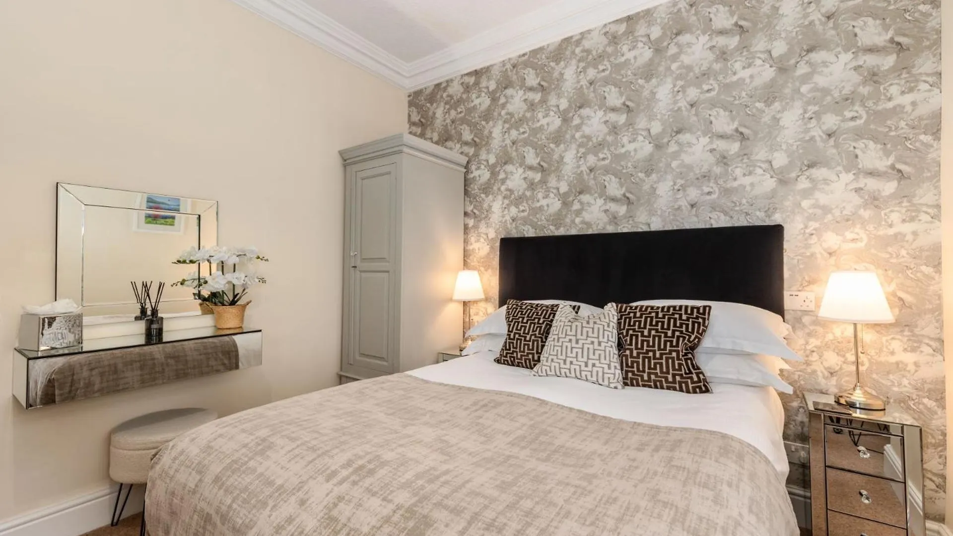 Gasthof Wheatlands Lodge-windermere - Of The Year 2024 - Adult Only - Free Car Park Windermere