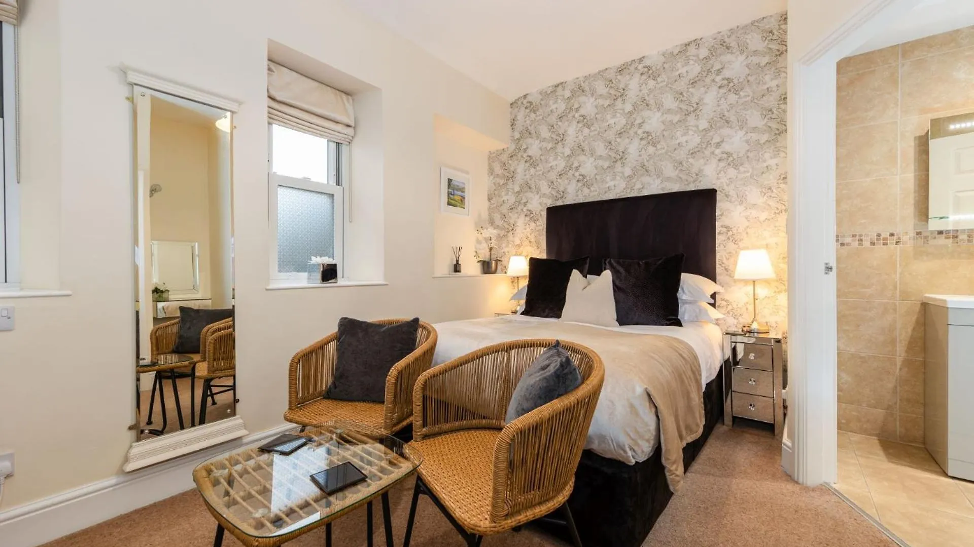 Gasthof Wheatlands Lodge-windermere - Of The Year 2024 - Adult Only - Free Car Park Windermere