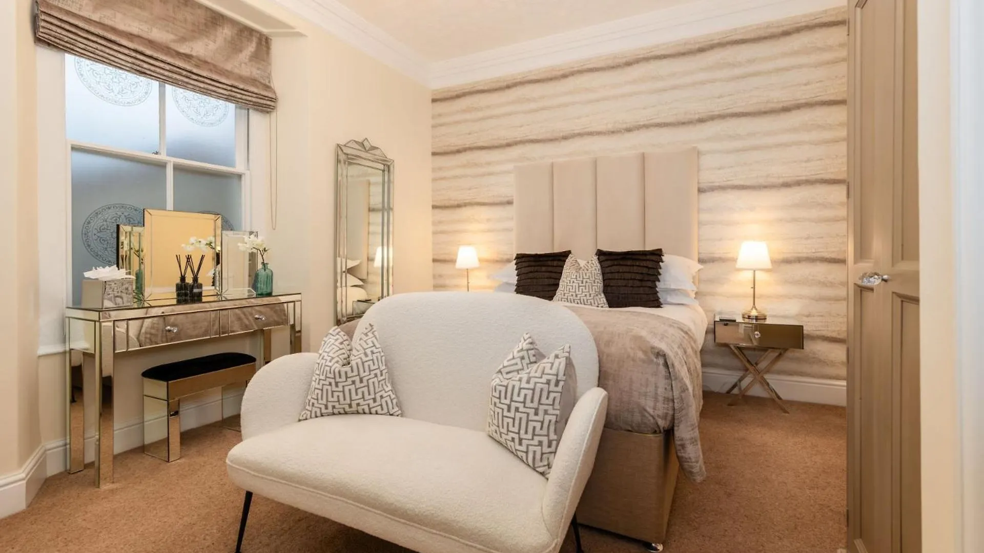 Wheatlands Lodge-windermere - Of The Year 2024 - Adult Only - Free Car Park Gasthof