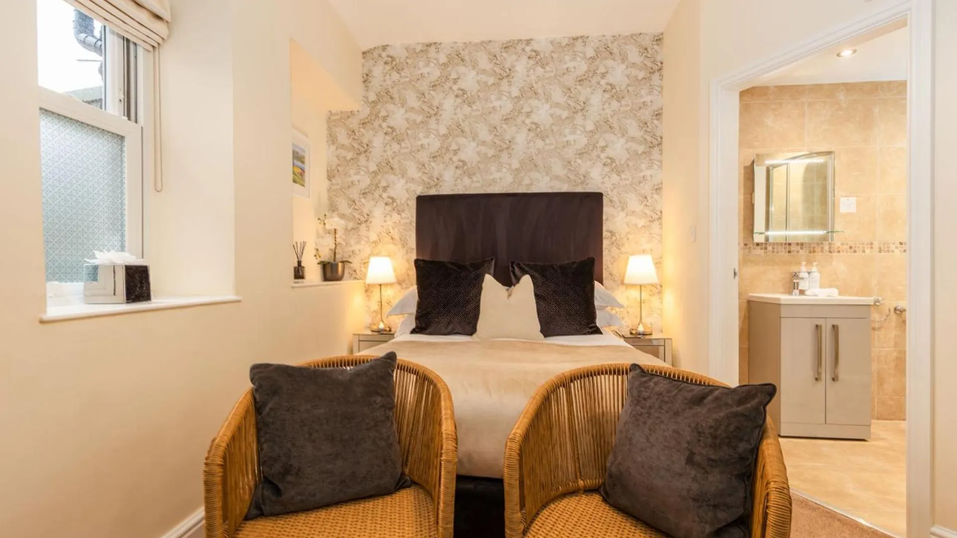 Gasthof Wheatlands Lodge-windermere - Of The Year 2024 - Adult Only - Free Car Park