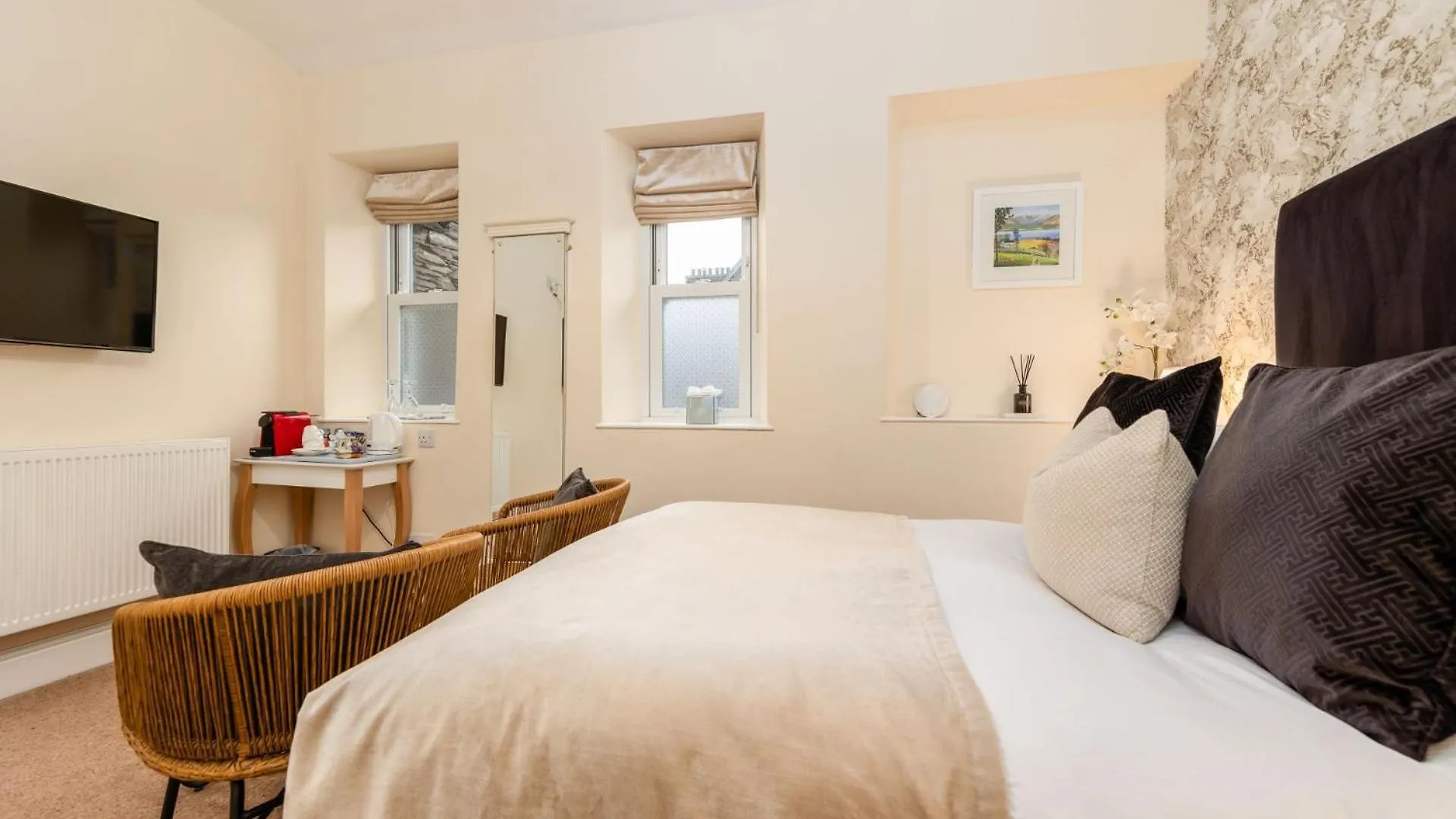 Wheatlands Lodge-windermere - Of The Year 2024 - Adult Only - Free Car Park