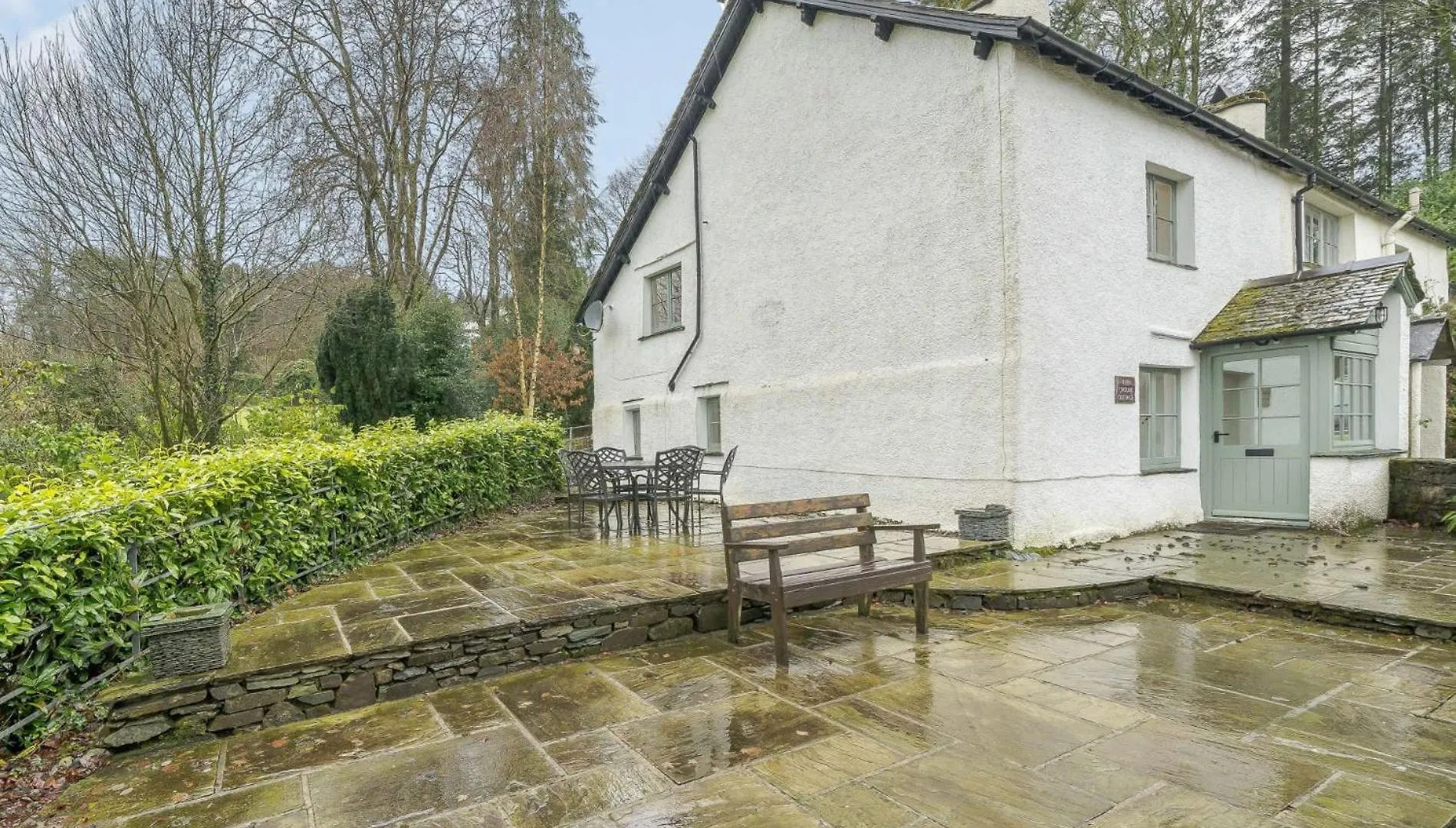 2 Bed In Village Llh35