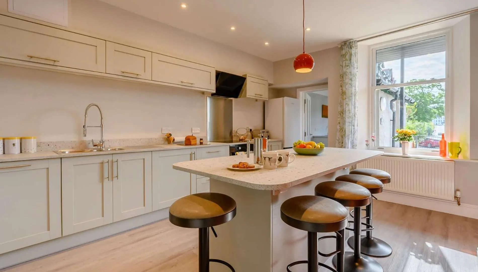 3 Bed In Keswick 86867 *