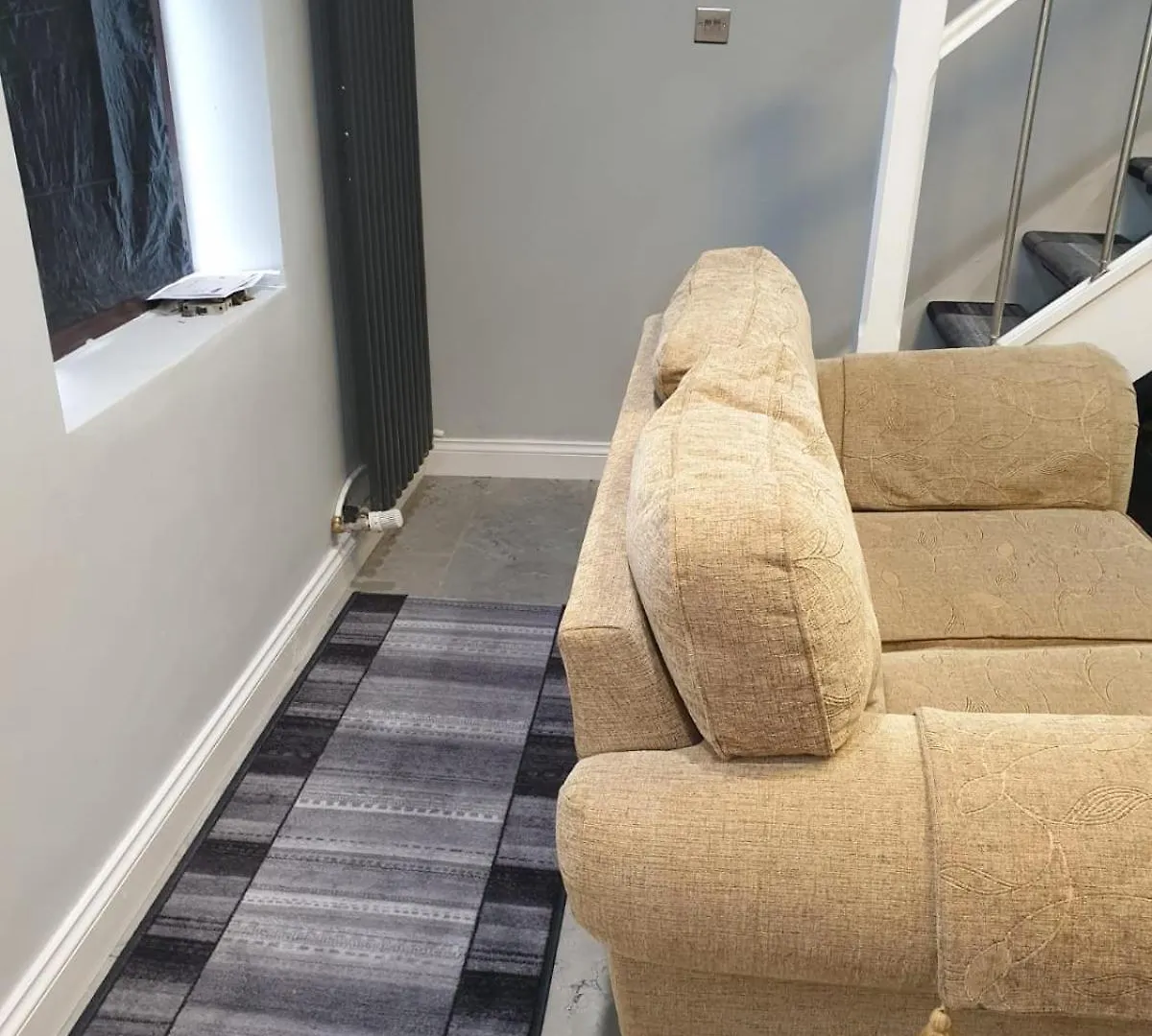 A Whole Terrace House To Apartment *