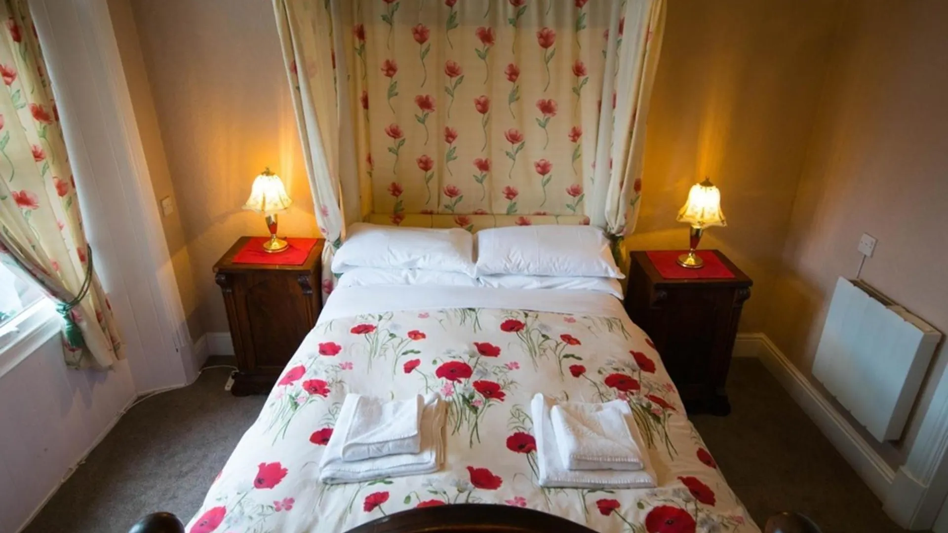 Oyo The Station Hotel 3*
