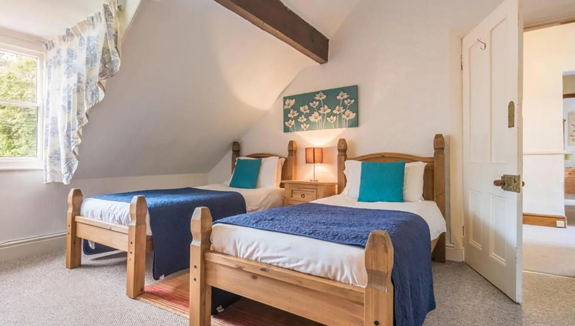 6 Bed In Sz044 Holiday home