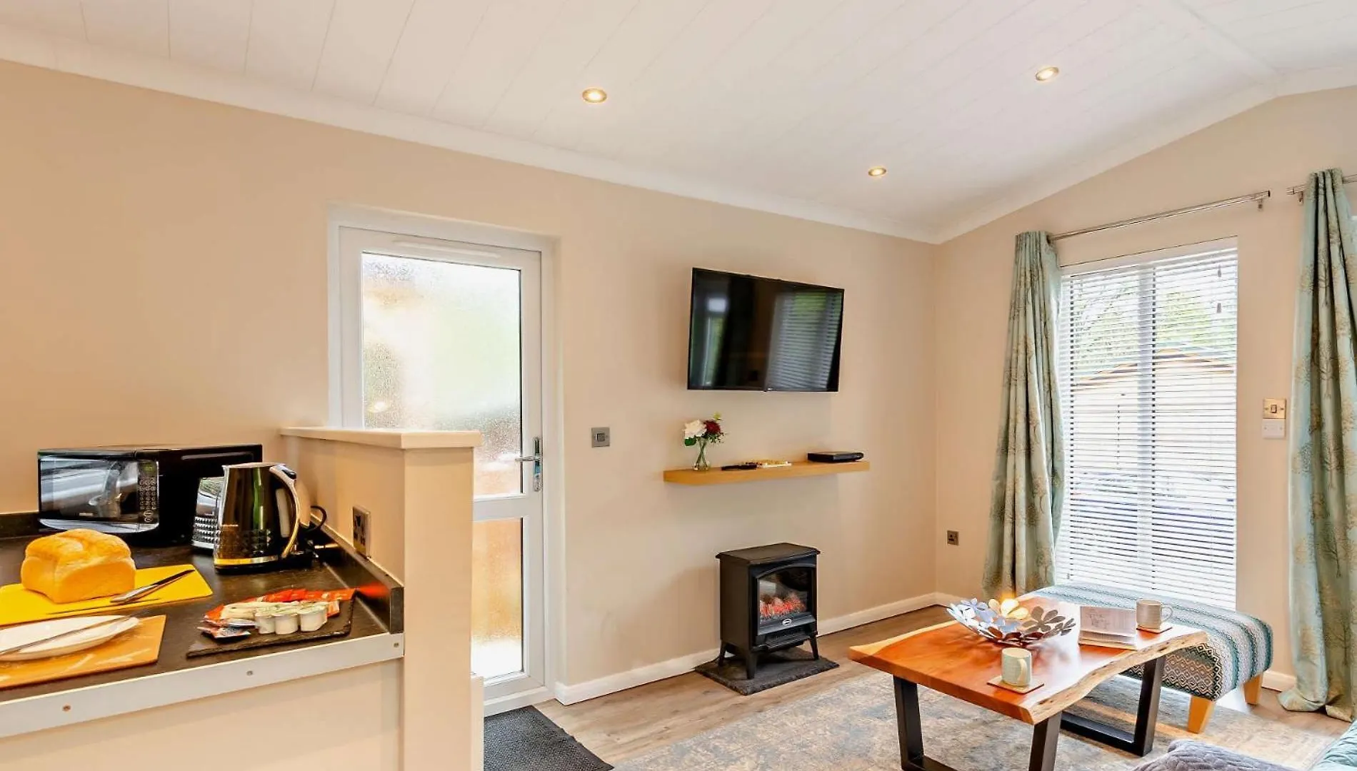 1 Bed In Coniston Water 50081 * High Nibthwaite
