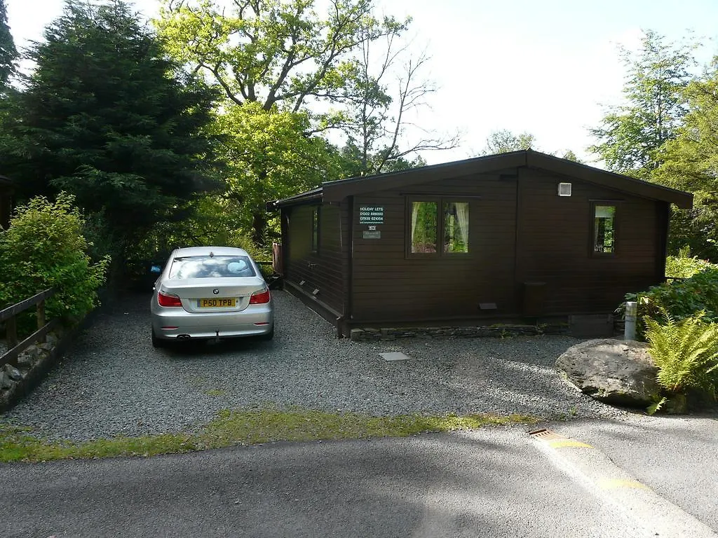 Mockerkin Tarn Luxury Log Cabin