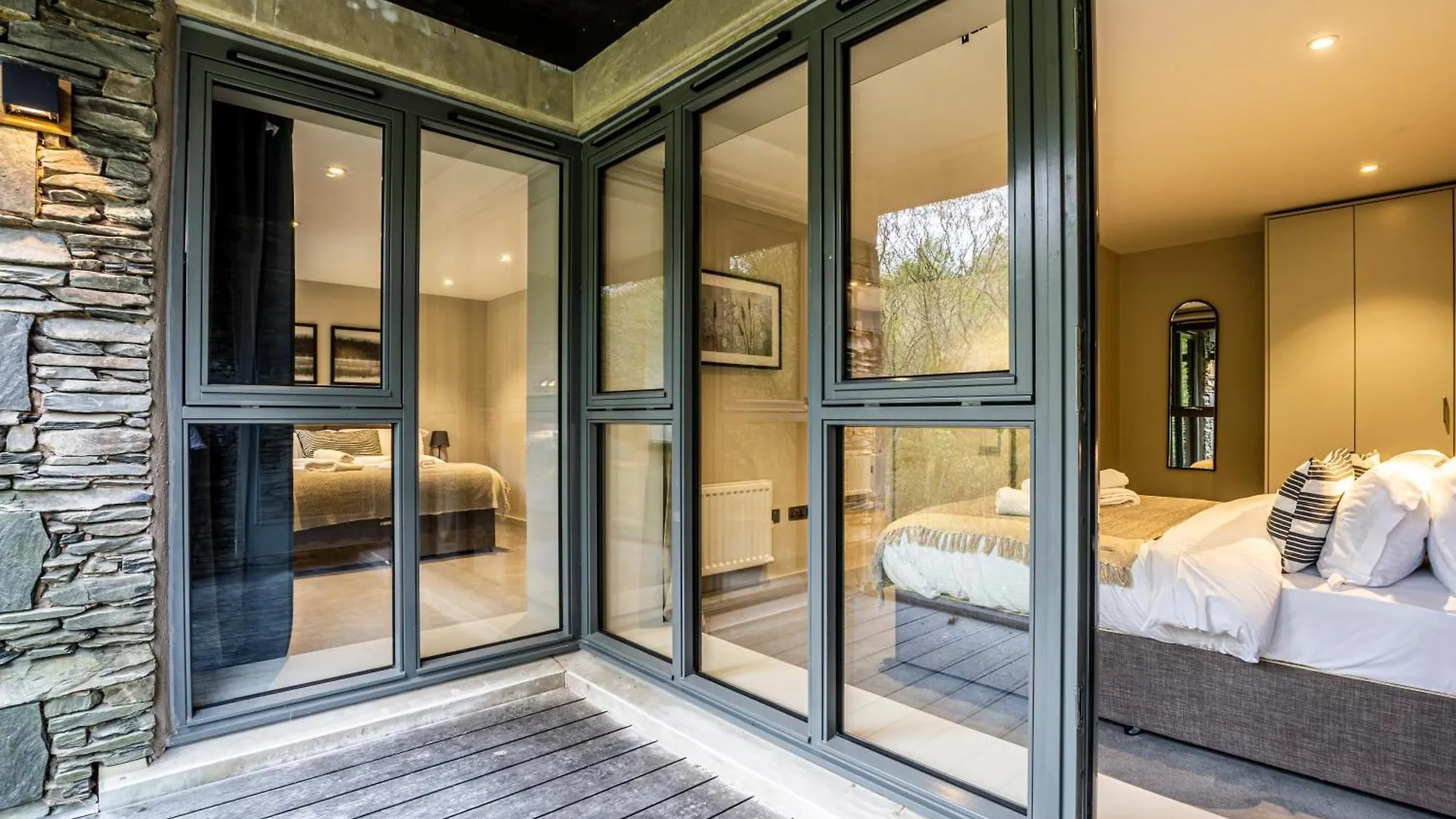 In Lake District Apartment