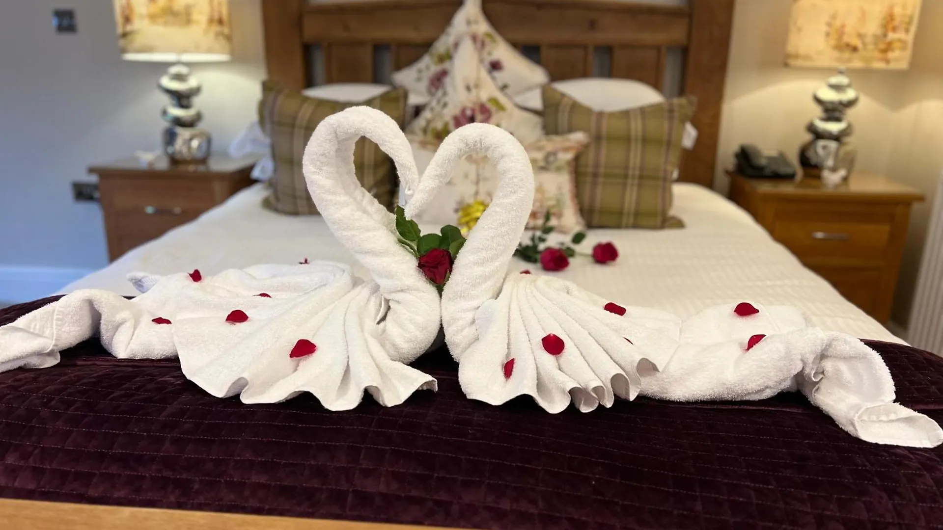 Boutique & Hot Tubs 호텔 4*