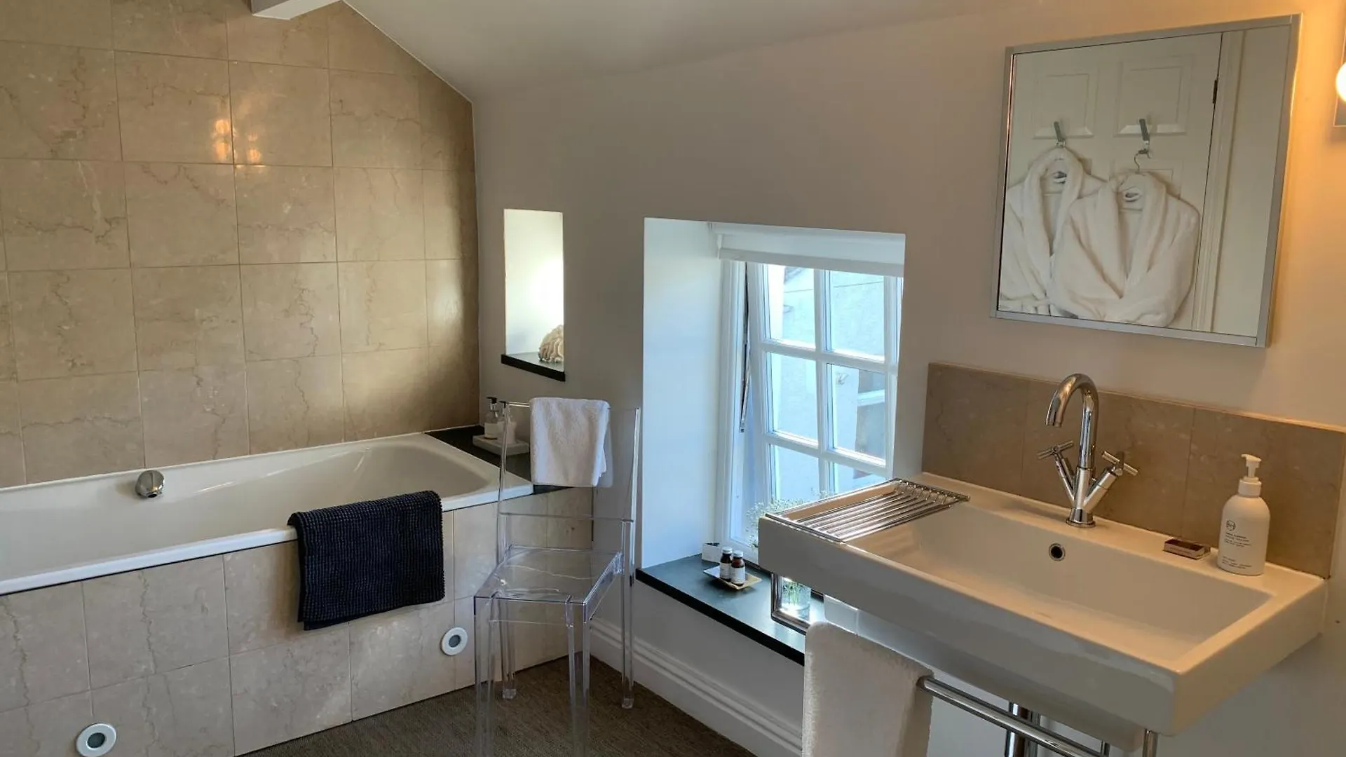 South Lakes Townhouse With Sauna Ulverston