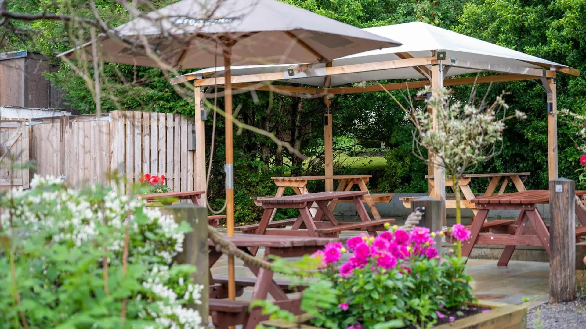 The Horse And Farrier And The Salutation Keswick Estalagem 3*