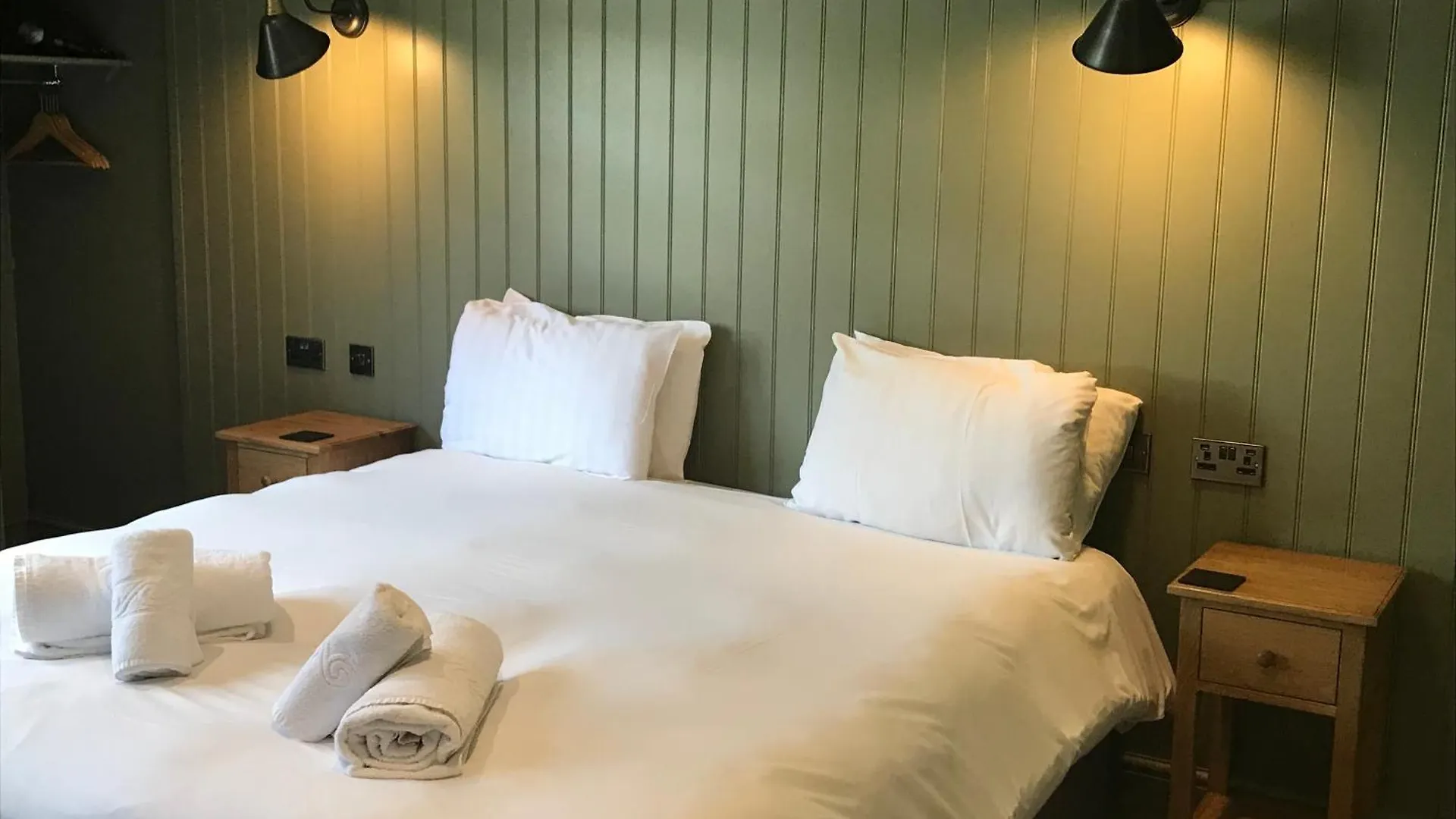 The Horse And Farrier And The Salutation Keswick Locanda