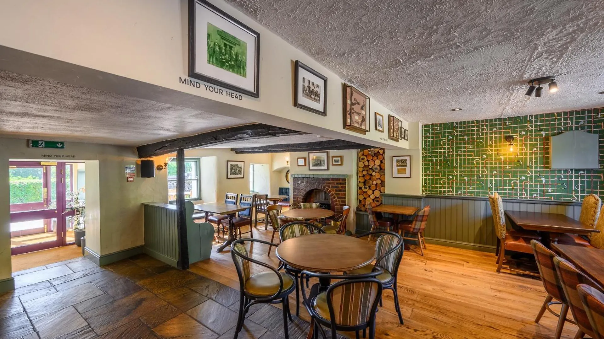 The Horse And Farrier And The Salutation Keswick Locanda