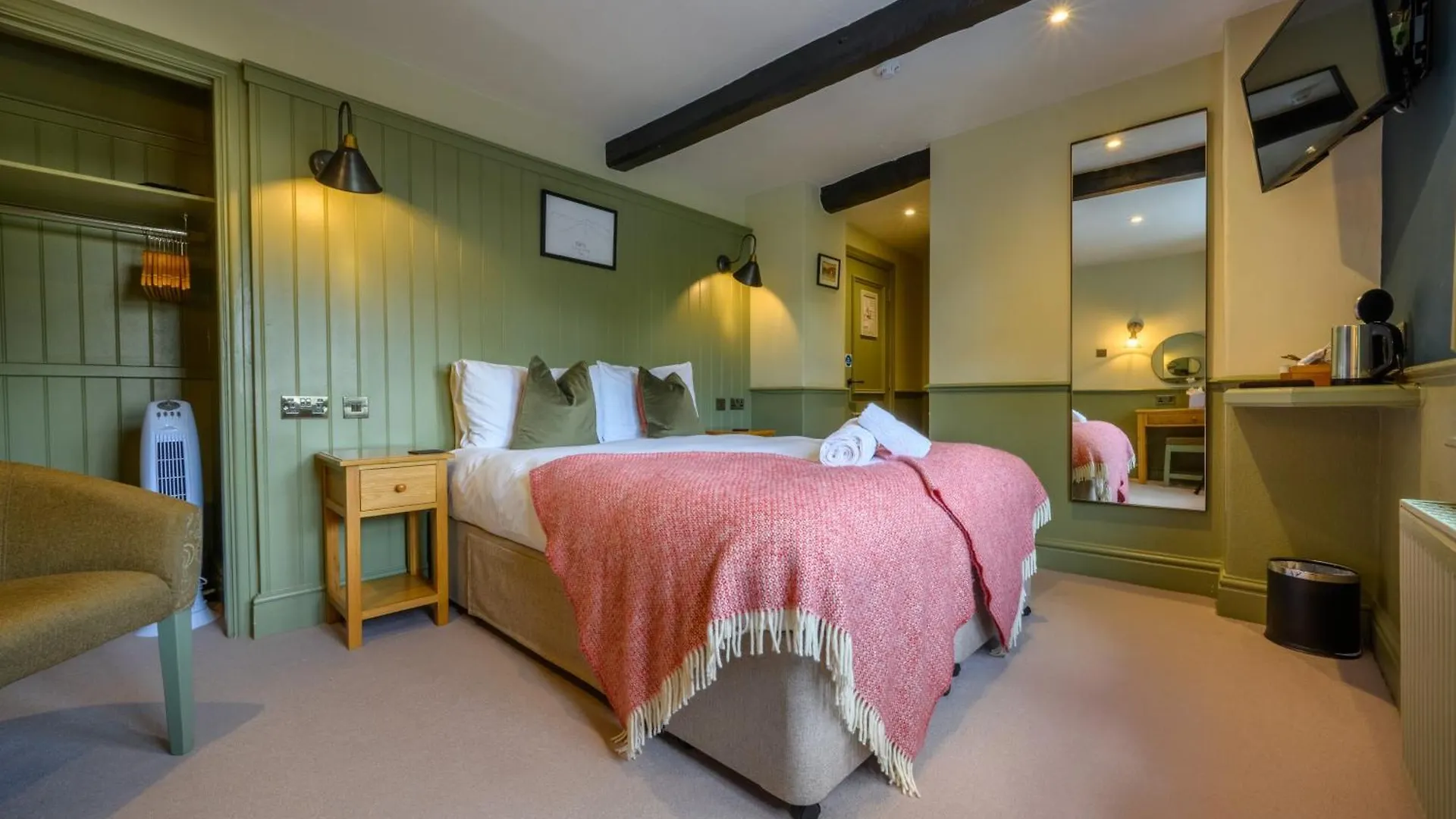 Estalagem The Horse And Farrier And The Salutation Keswick Threlkeld