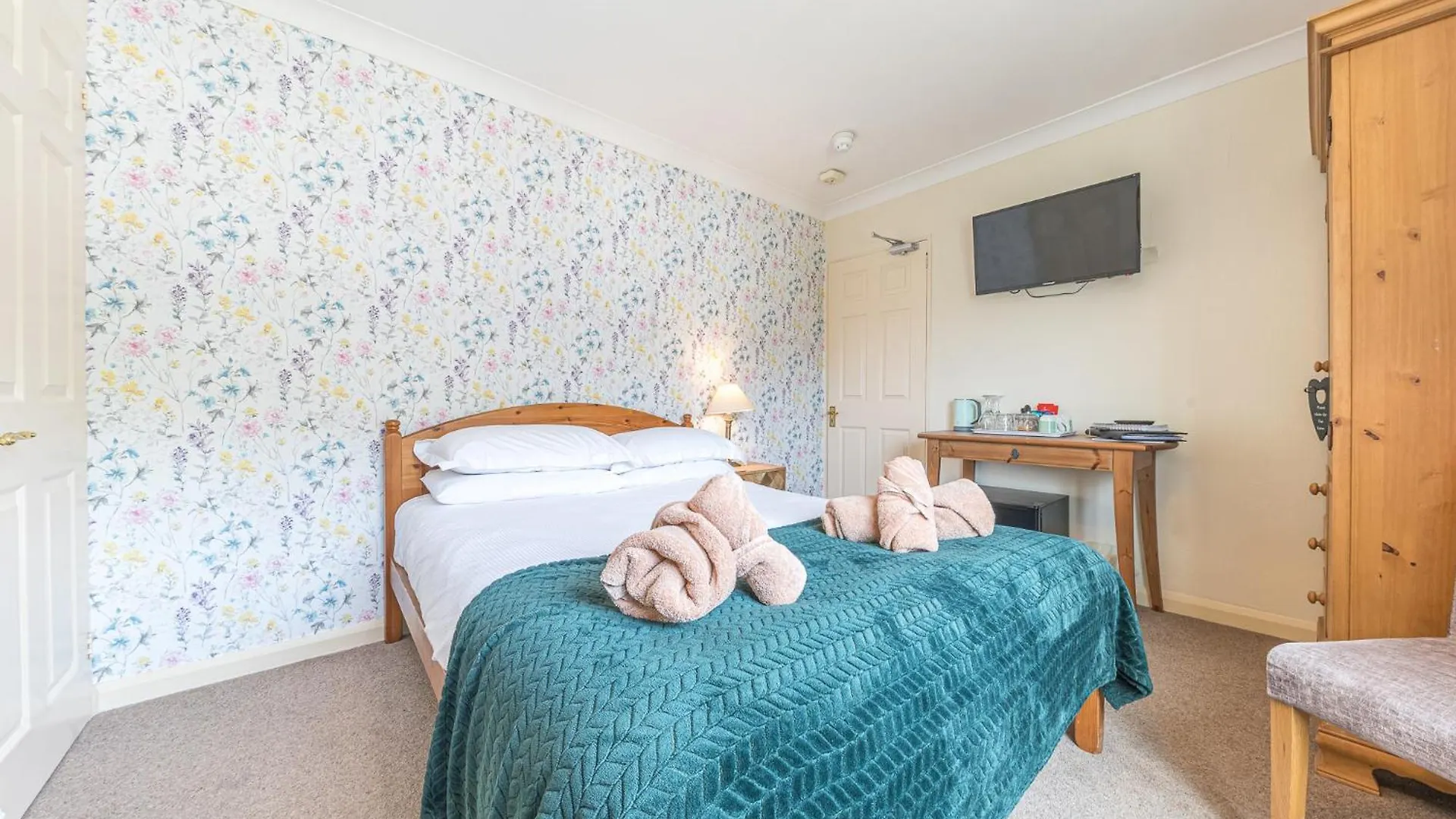 Meadowdore Stay B&B Bed & Breakfast *