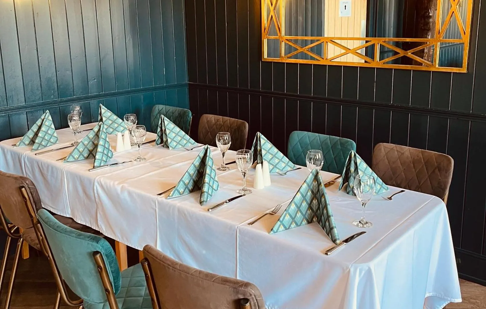 Crooklands Hotel 3*