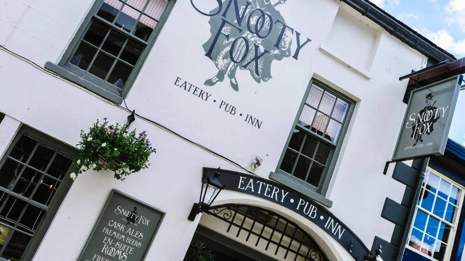 Hotel Snooty Fox