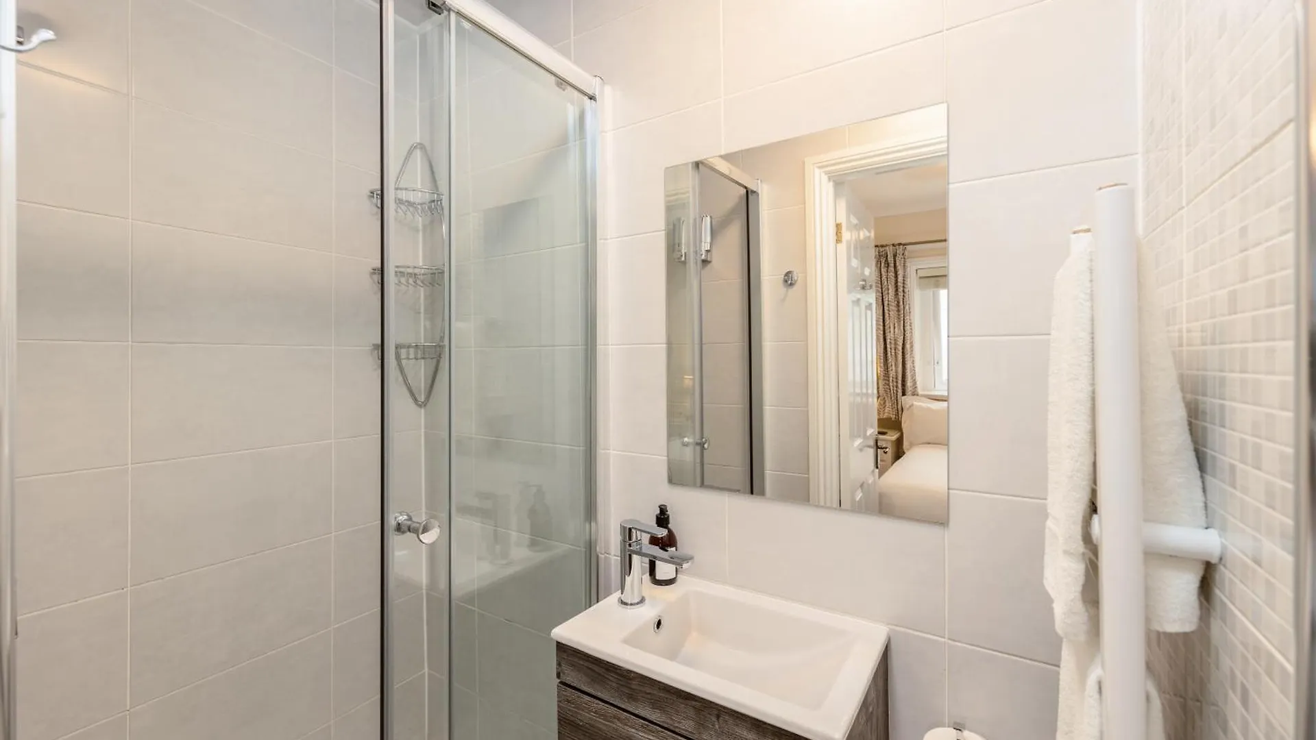 فندق مبيت وإفطار Cragwood 3*