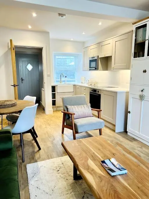 Holiday home Wansfell Nook *
